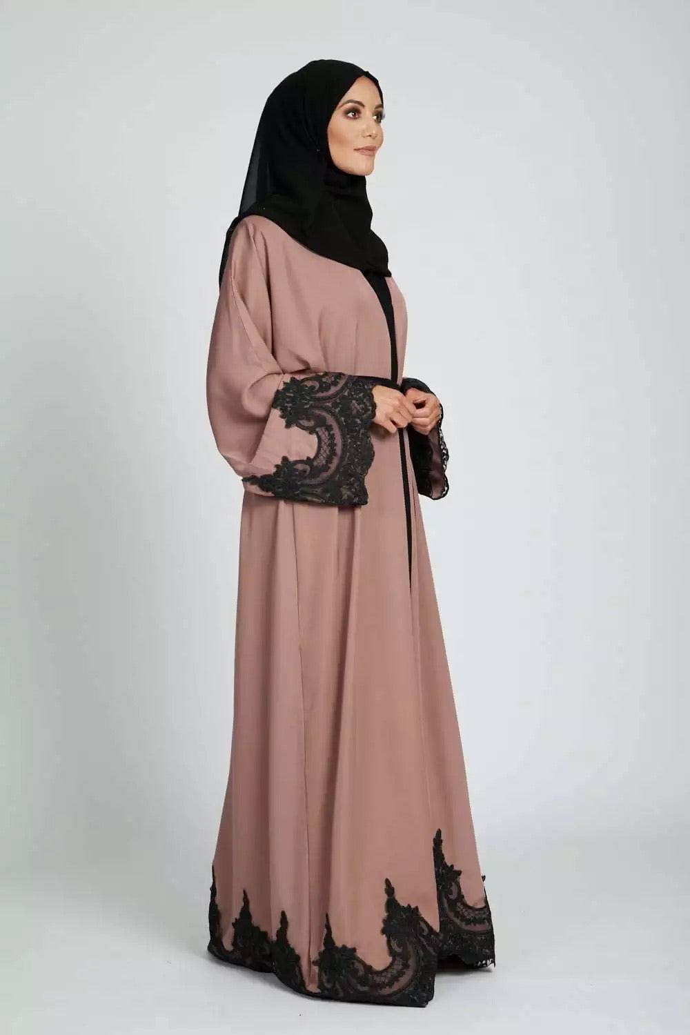 Hadeel Lace Abaya Robe